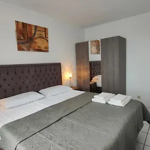 Fijne Plek, Centraal Gelegen, Buurt Van Stadskern Appartement