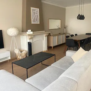 Cosy And Fully Equipped Near Appartement