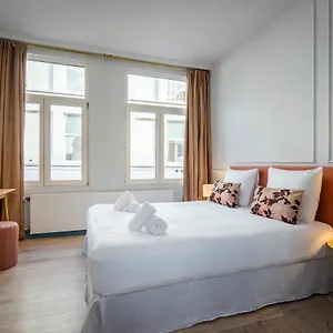 Shway - The Saffron Dress Vakantiehuis